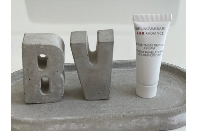 Vzorek LAB RADIANCE rozjasňující denní krém