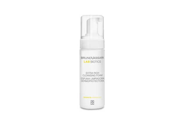 332 Extra Rich Cleansing Foam.jpg